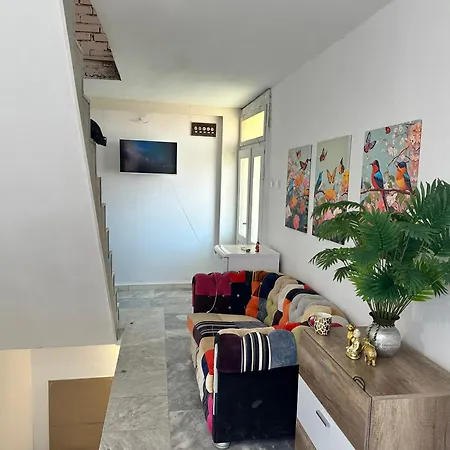 Double Bed בית הארחה *