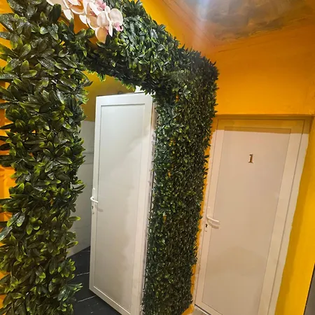 Arolen Guest house